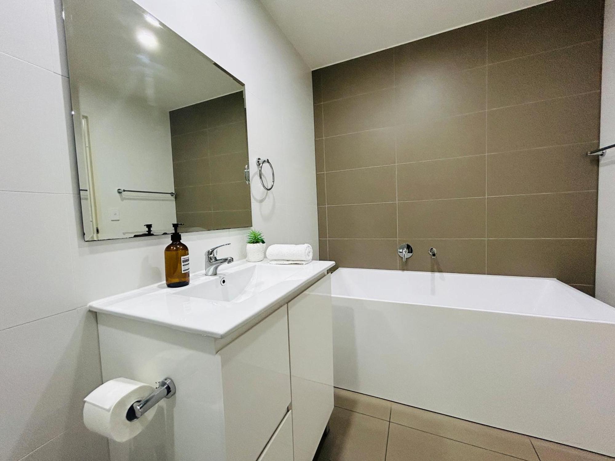 Apartment Kozyguru Mascot 2-bed Close To Train