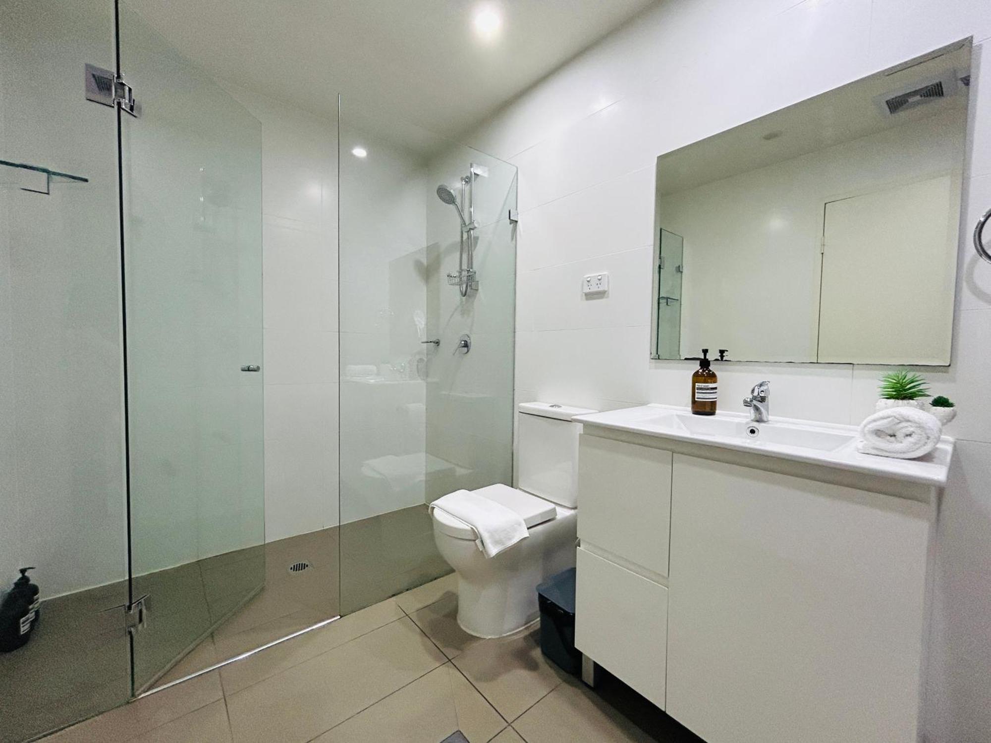 Kozyguru Mascot 2-bed Close To Train Apartment Sydney